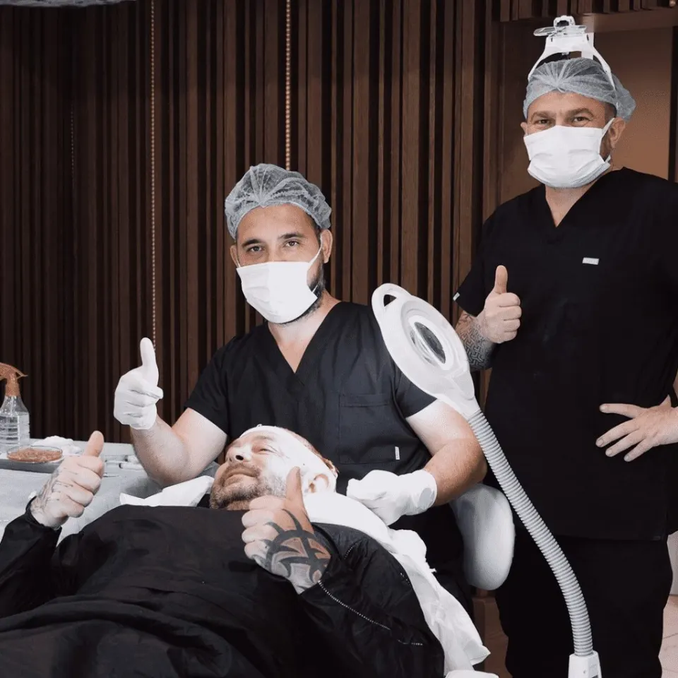 Haartransplantation Korrektur — misslungene Haartransplantation reparieren 2026